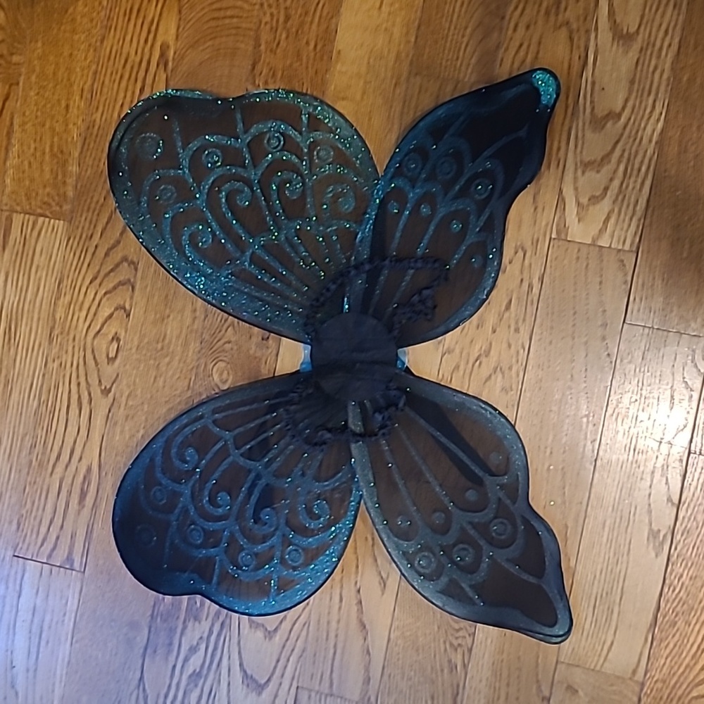 Glitter Butterfly Wings - Picture 3 of 6